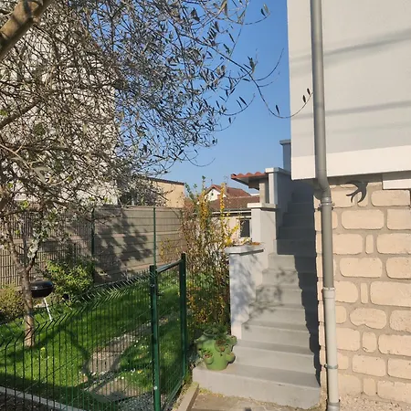 Appartement Au Coin Tranquille à Champigny-sur-Marne Extérieur photo